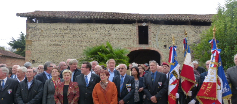 Hommage à la mémoire du colonel Dupont