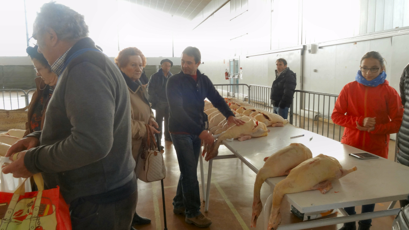 SEISSAN Pas de marché le jour de Noël et du Nouvel An 