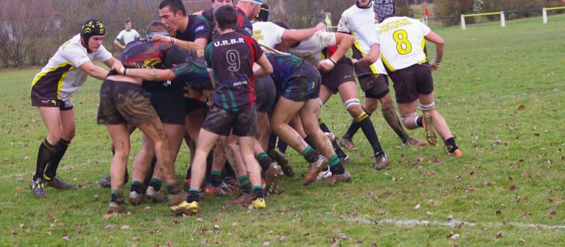 Rugby avec les jeunes de l'U R B R 