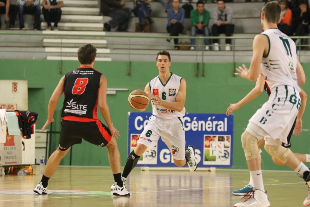Julien Bataille, meilleur marqueur de la rencontre avec 19 points et 5 paniers bonifiés.