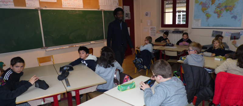 Marc-Alexandre Oho Bambé rencontrait des scolaires