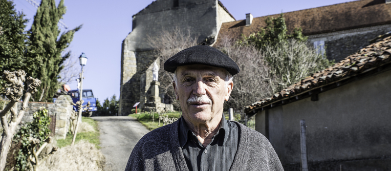 Rencontre avec l'artisan de la renaissance du vin de Saint-Mont