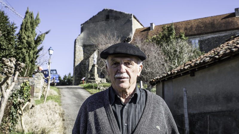 Rencontre avec l'artisan de la renaissance du vin de Saint-Mont