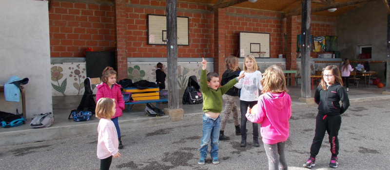 Carnaval pour les écoles de Saint Sauvy et Sainte Marie