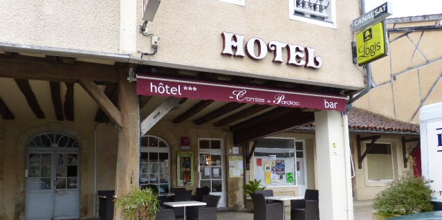 l'hôtel les $comtes de Pardiac
