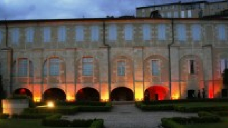 Le Musée des Jacobins: De jour comme de nuit 