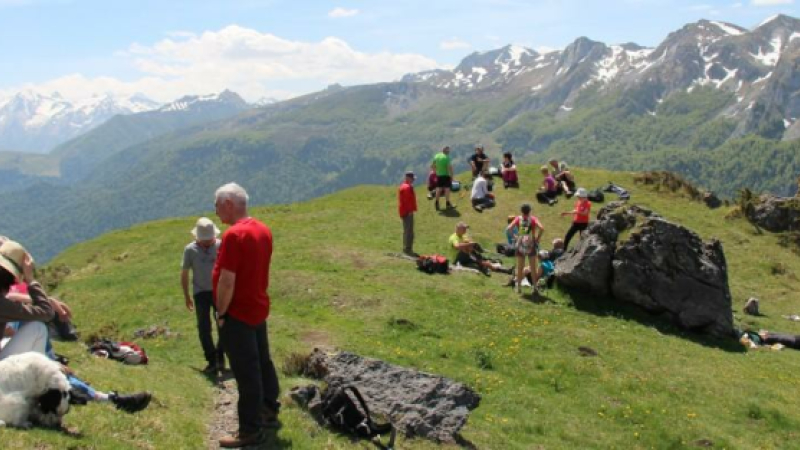 Comité de jumelage : Espagnols et Paviens se sont retrouvés dans les Pyrénées pour une randonnée pédestre 