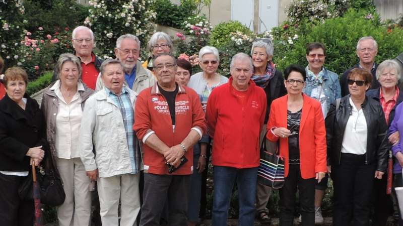 Les  marcheurs grunbergeois sur les chemins,de la Ténarèze
