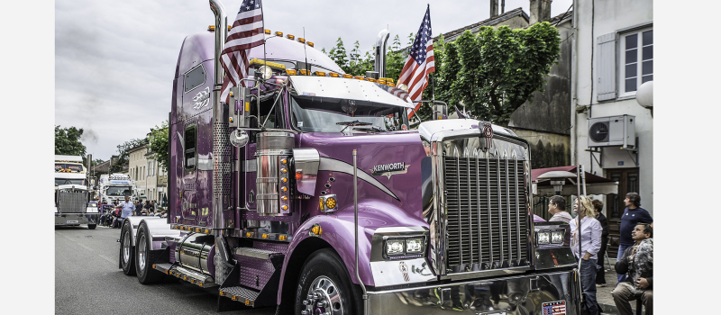 Nogaro: La parade des camions décorés se renouvelle