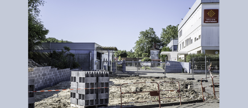 Nogaro: la place devant la cité scolaire est agrandie et rénovée