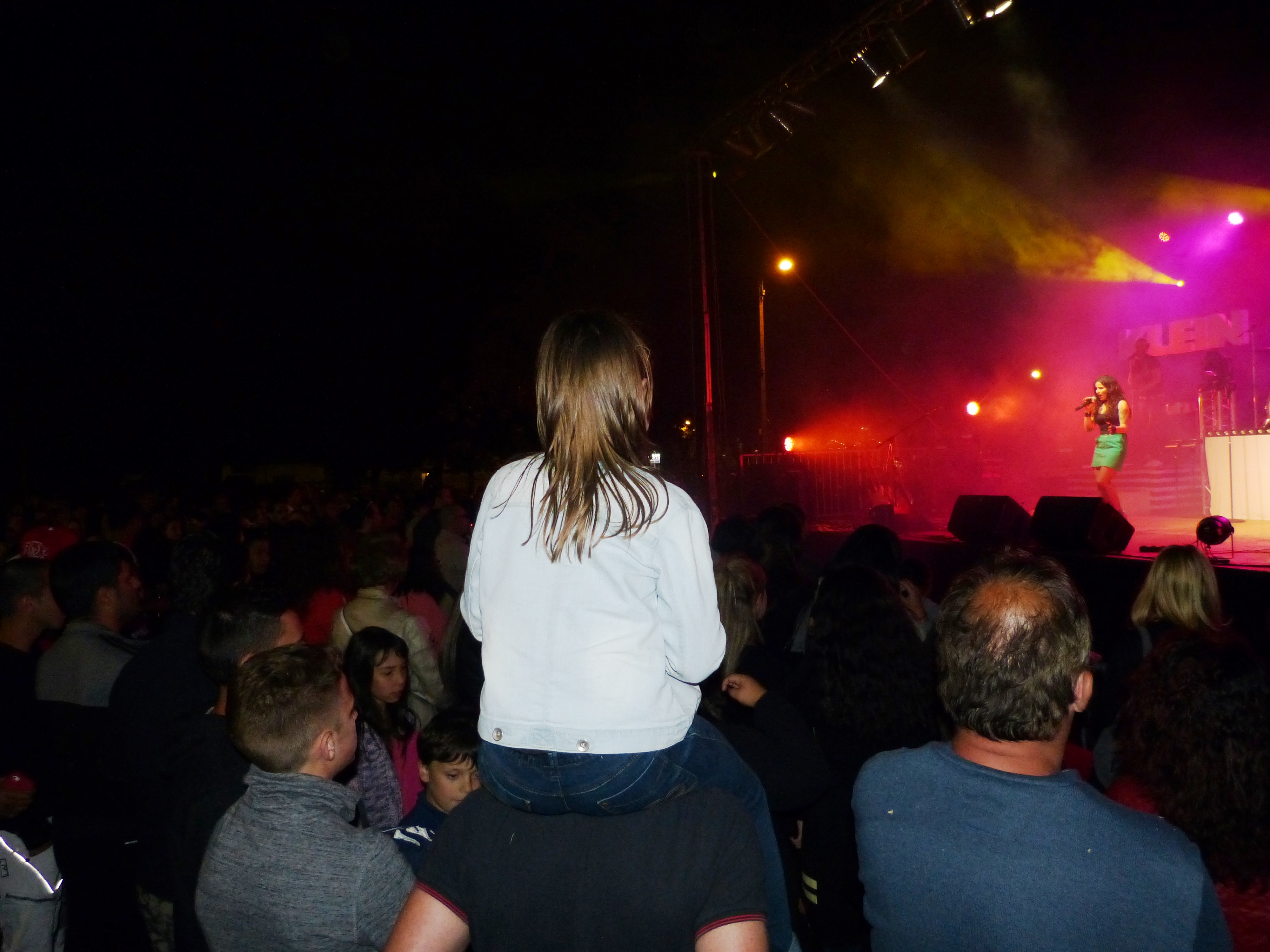 L'orchestre local Klein animera le bal jusqu'au bout de la nuit.