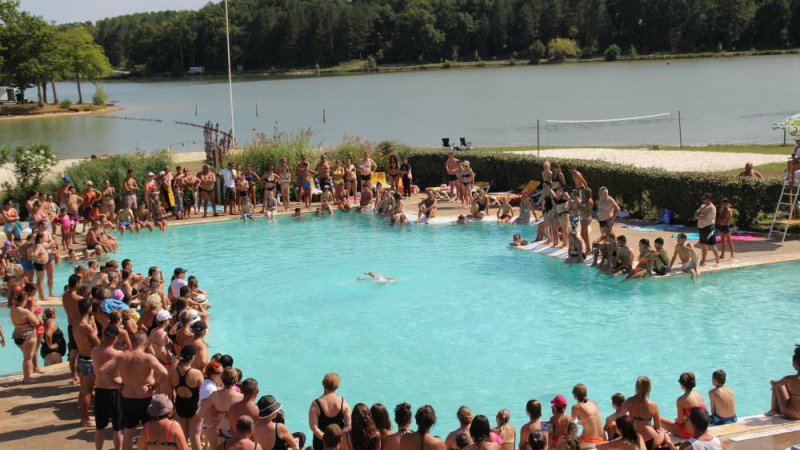 Cazaubon : La Championne de France, Clara était à la piscine. 