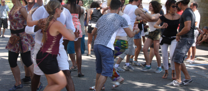 Danser la salsa à Mirande