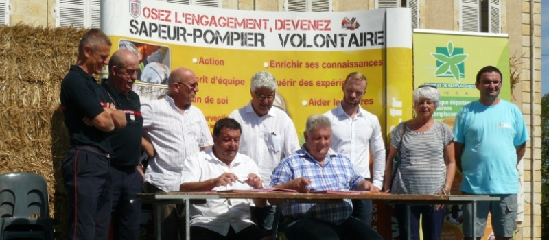 Gascogne Agri : Ce matin 27 août le SDIS 32 et le Service de remplacement 32 ont signé une convention