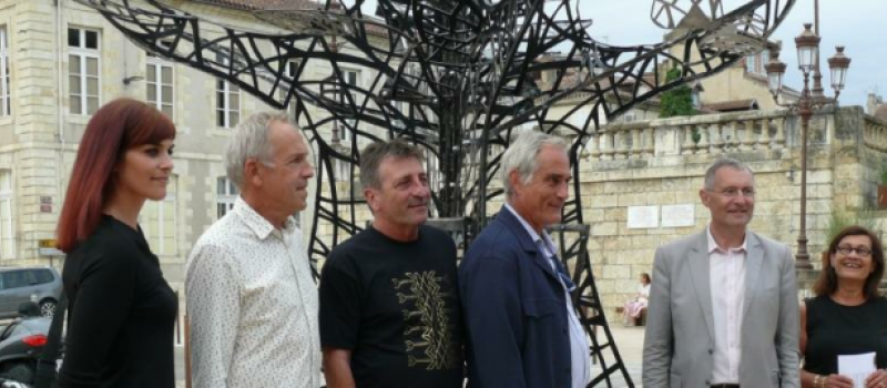 "L'arbre à livre" inauguré sur la place de la Libération d'Auch
