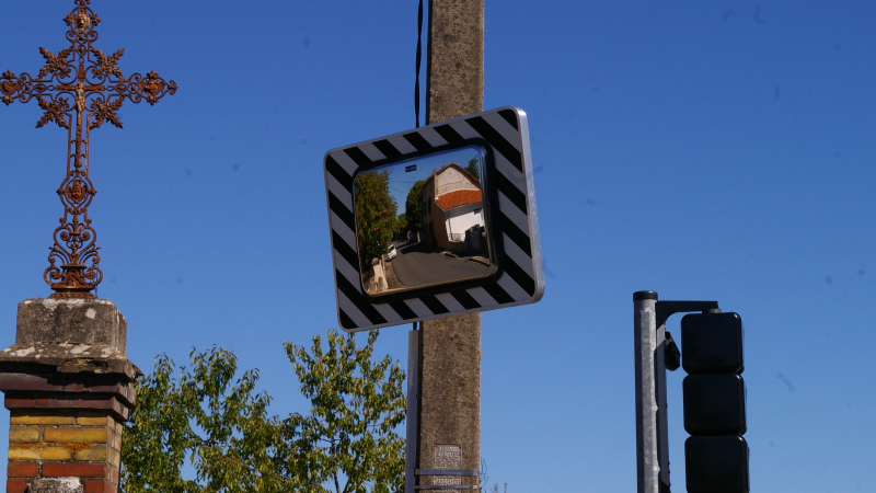 Intersection des rues des Pyrénées et du Moulin 