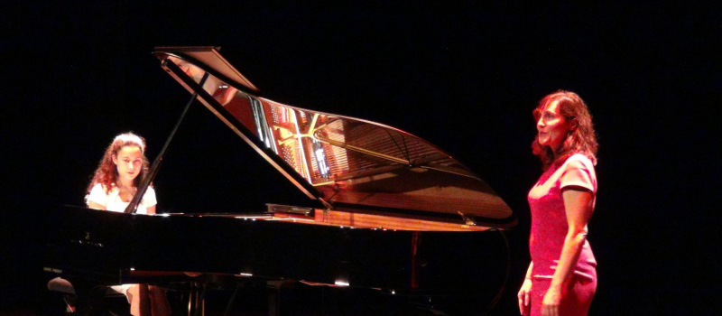 Rosemonde Cathala et Lydie Solomon dans un spectacle créé à L' Astrada