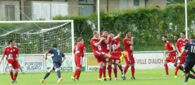 Football, les résultats du week-end : Auch "C'est la guigne", Fleurance c'est quasi-miraculeux, Auch 2 va à l'essentiel 