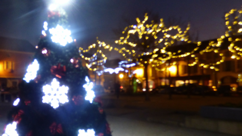 La place a revêtu ses habits de Noël