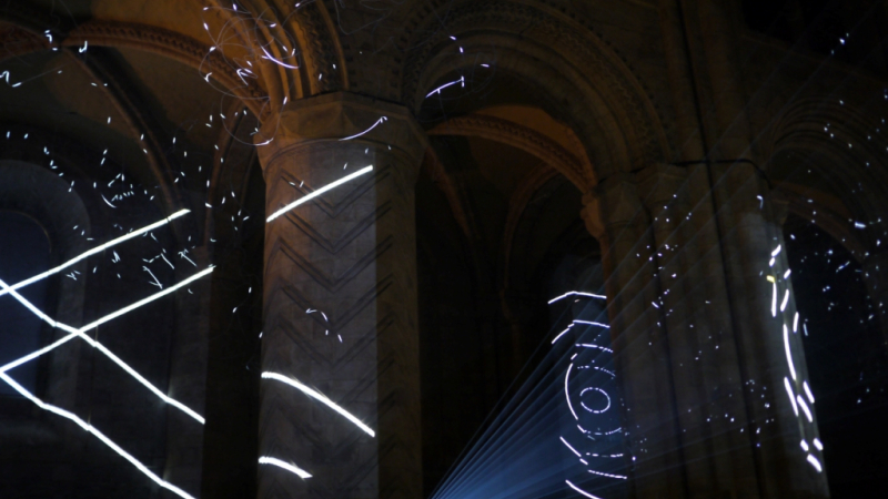 Abbaye de Flaran : [M]ondes, une immersion dans des mondes en apesanteur