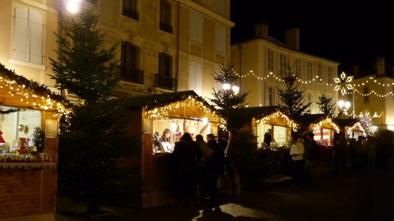 AUCH  animations de Noël c'est parti.