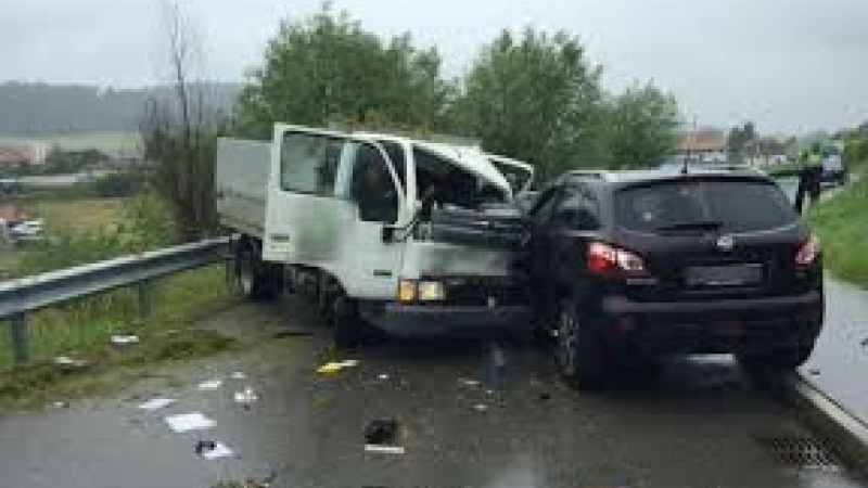Faits divers : Ce dimanche 25 décembre à 17 h 56 , trois blessés dont un grave dans un choc frontal de deux véhicules sur la RN 21 à Lectoure