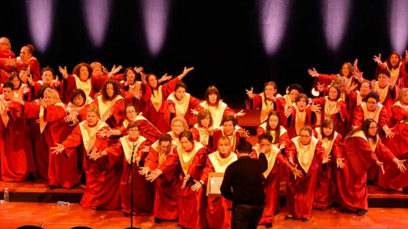 Cathédrale d'Auch : Cent chanteurs du Chœur Gospel Moody Blue en concert au profit des Twisters