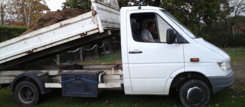 Faits divers : Vol d'un camion plateau