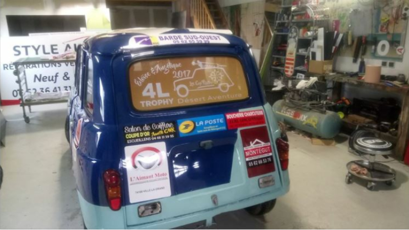 Deux éleves infirmières d'Auch en route pour le 4L Trophy