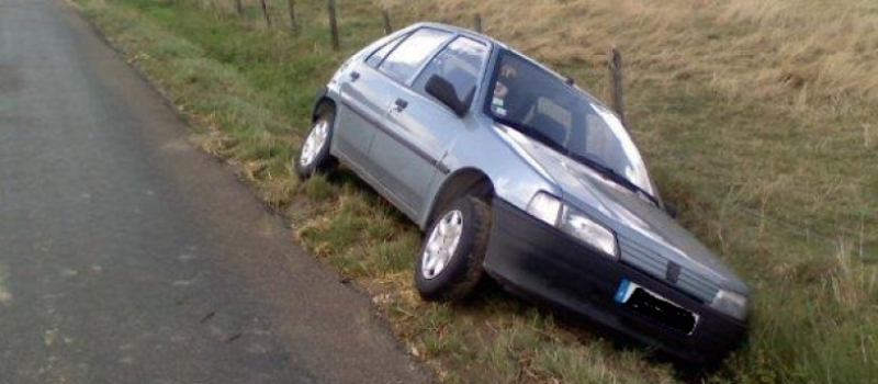 Faits divers : Quatre accidents de la route et deux vols d'outils