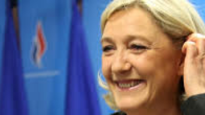 MIRANDE  Marine Le Pen en meeting salle André Beaudran 