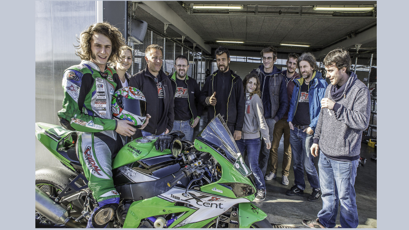 Nogaro – Une fourche révolutionnaire pour toute moto