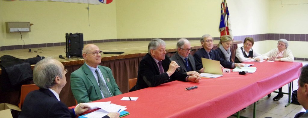 Le bureau lors de l'assemblée générale.