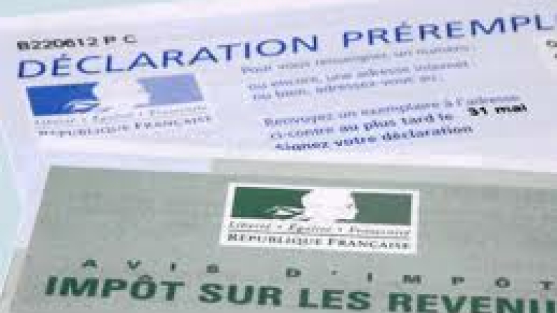Impôt à la source pas avant 2019