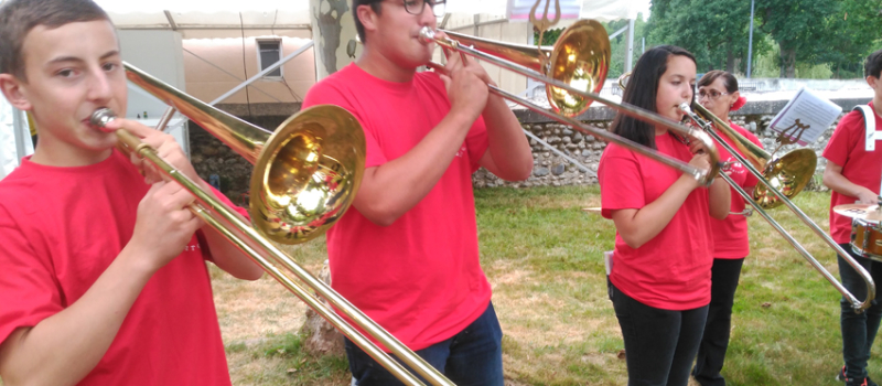 la banda Lous Hestayres assure l'ambiance