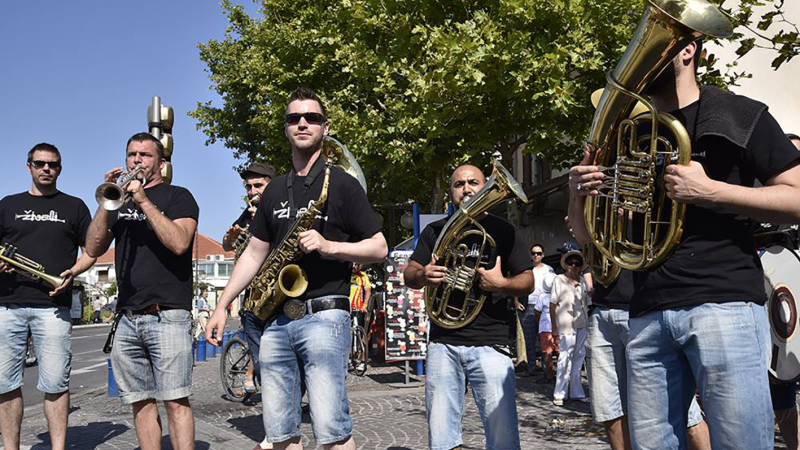 Marché gourmand et concert gratuit avec Festi'Val de Gers 