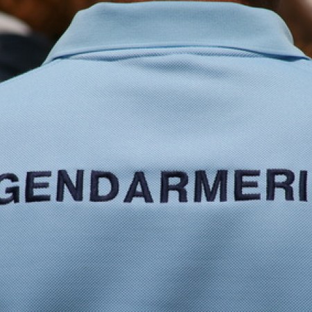 gendarmerie_-_djiggibodgi.com_-_fotolia.jpg