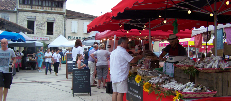 Premier marché nocturne à Mauvezin