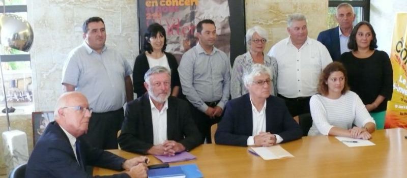 Fermeture des cinq trésoreries : Philippe Martin tape du poing sur la table "Je ne cautionnerai pas la casse des services publics"