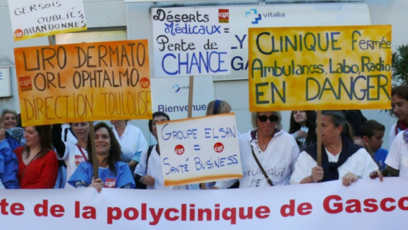 Manifestation à la polyclinique :"Tout se passe au-dessus de nos têtes", regrette le syndicat CGT qui revendique une table ronde sur le devenir de l'établissement