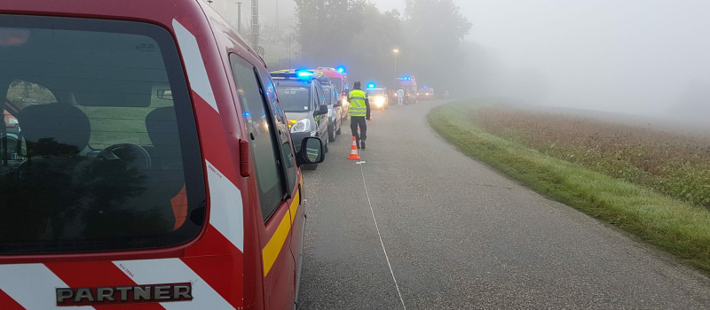 Un pilote de 2 roues grièvement blessé