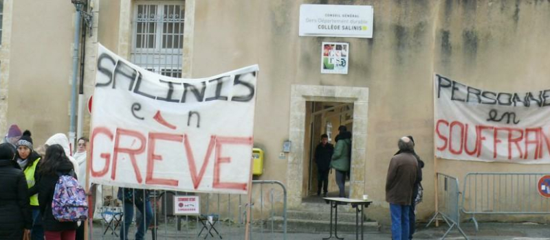 Grève au collège Salinis d'Auch