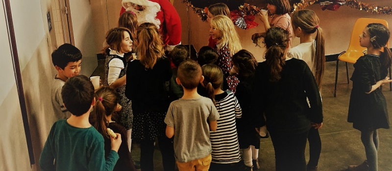 La mère Noël et les lutins de l’APE répondent présents !