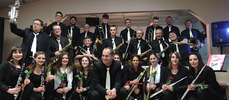 Des airs en plein air avec l'école de musique.