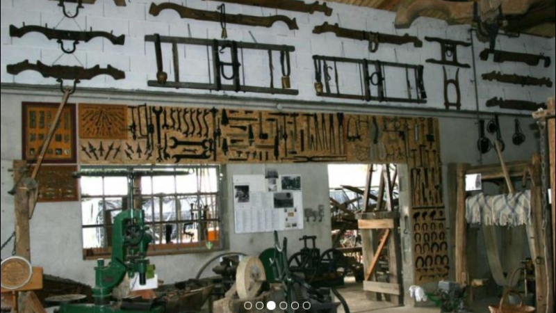 LE MUSÉE DES VIEUX OUTILS DE GARLIN EXPOSE SA COLLECTION 
