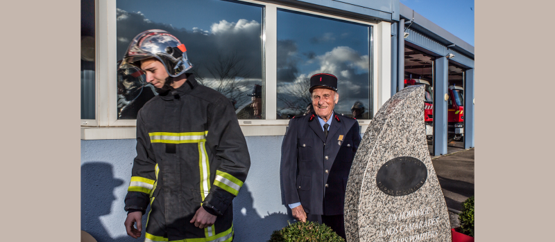 Le Houga – Une stèle en hommage aux sapeurs-pompiers