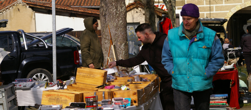 Vide-Grenier sous la fraîcheur dimanche