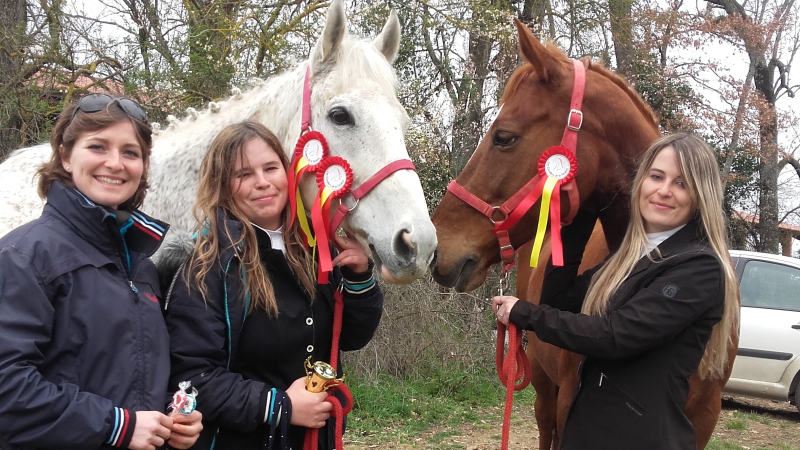 Les cavalières Vicoises ont brillé au concours de Pavie