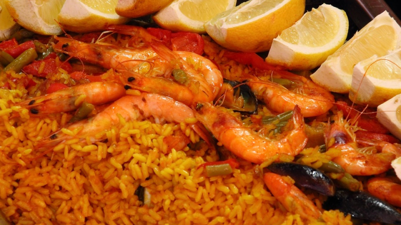AUCH ;  soirée paella avec l'AJAVE