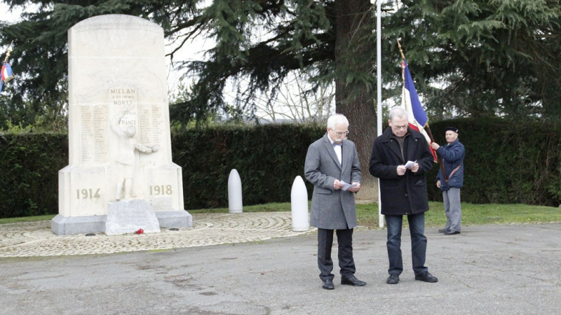 Miélan participe au souvenir.